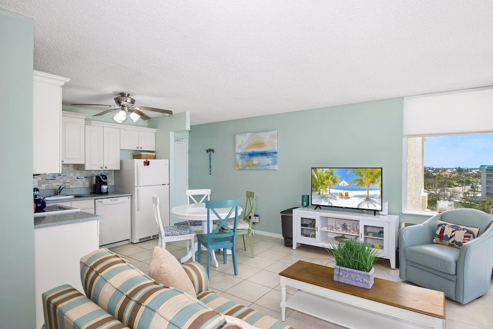 Estero Beach & Tennis 604 C