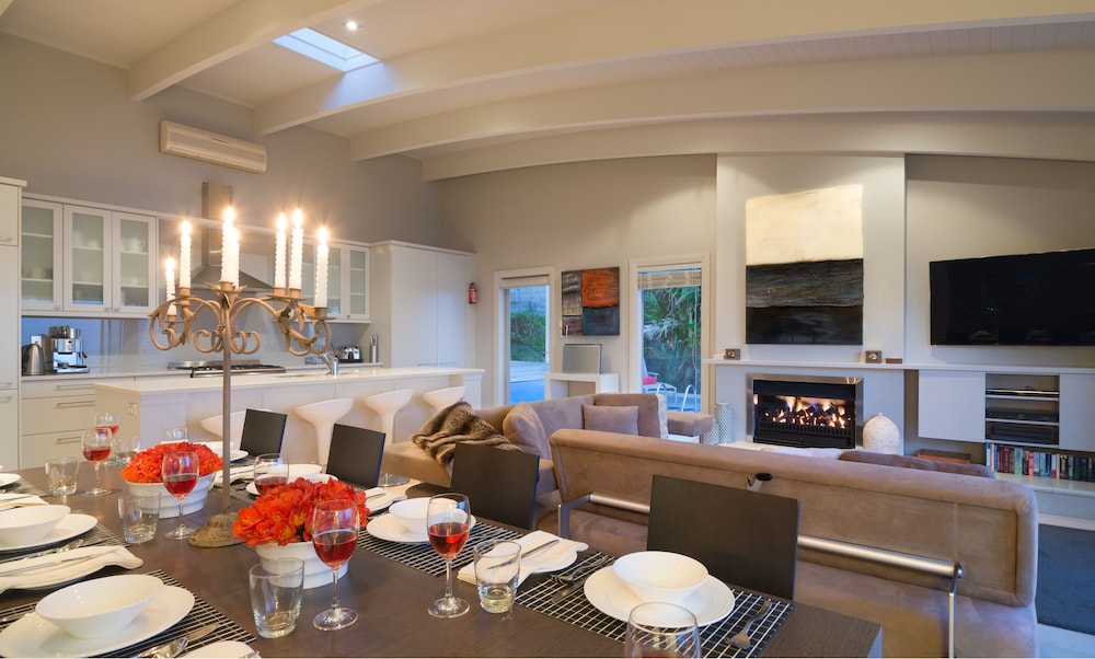 Cloud 9 Luxury Villa