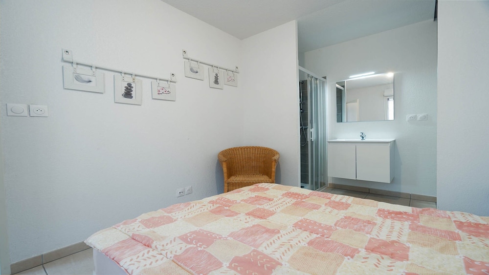 Apartment in Valras Plage With View