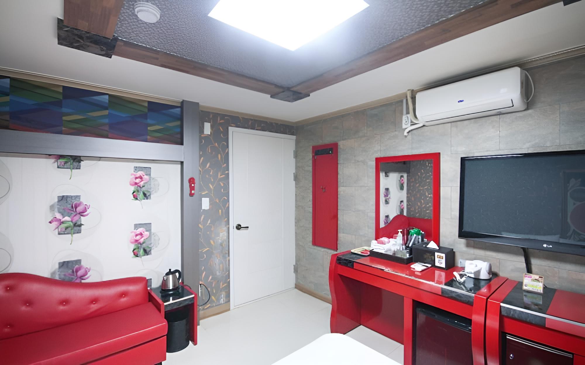 Gwangju Geumho Samhwa view 2
