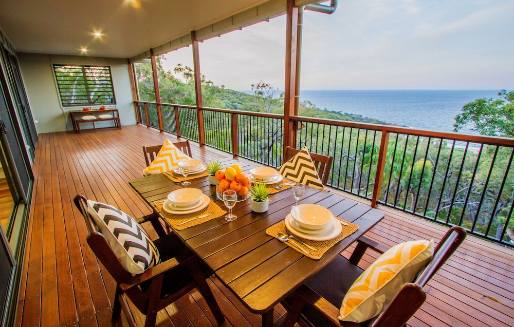 Sunrise at 1770 Holidays
