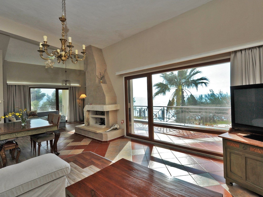 Lancaster Mansion