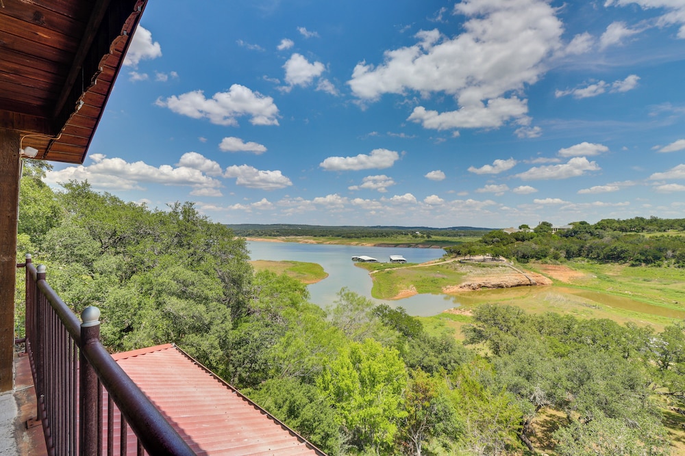 Waterfront Spicewood Home: Deck, Fire Pit Grill - Property Image 68