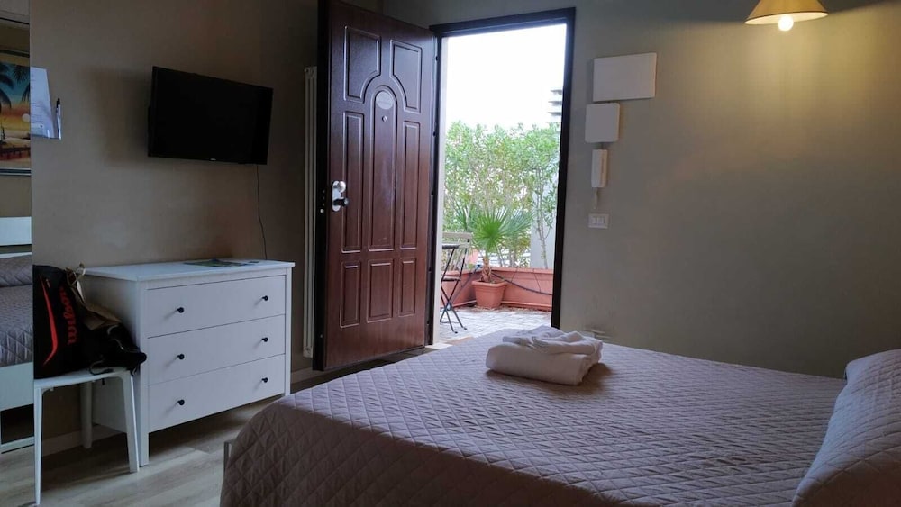 hotel room