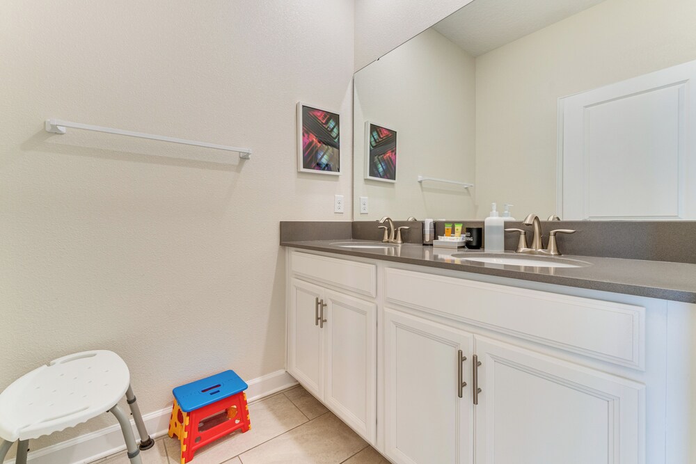 4 Mi to Old Town: Kissimmee Resort Home