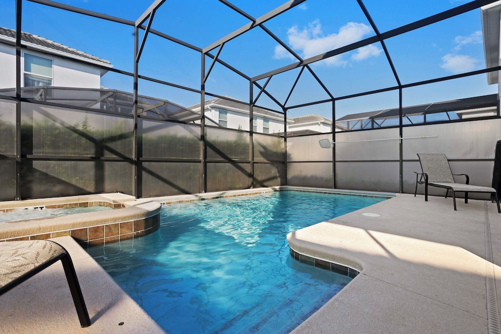 4718 Sleepy Hollow Drive