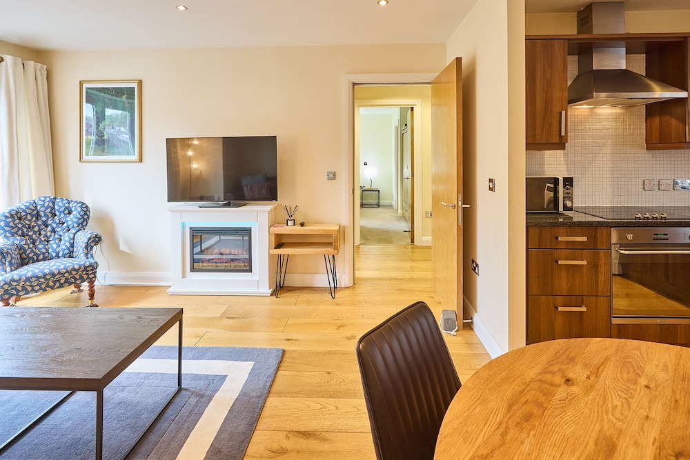 Host Stay Waterside