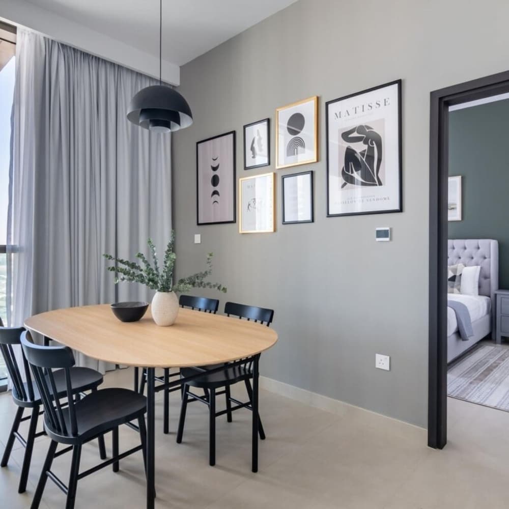 Silkhaus High Floor Connected to Zabeel Mall