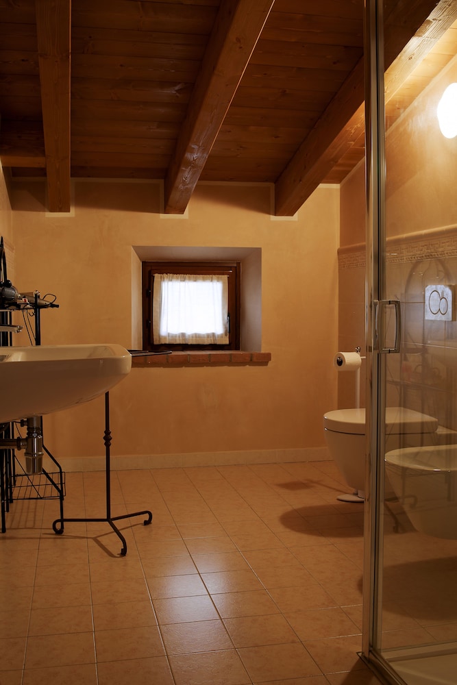La Fonte degli Dei Wine Relais Adults Only