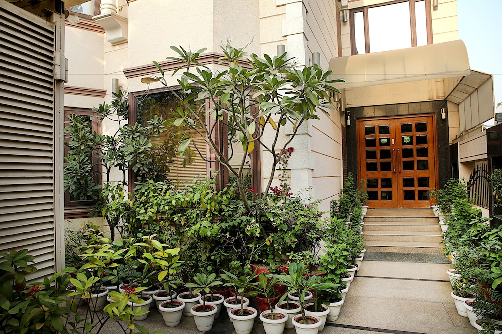 Ahuja Residency Cyber City II