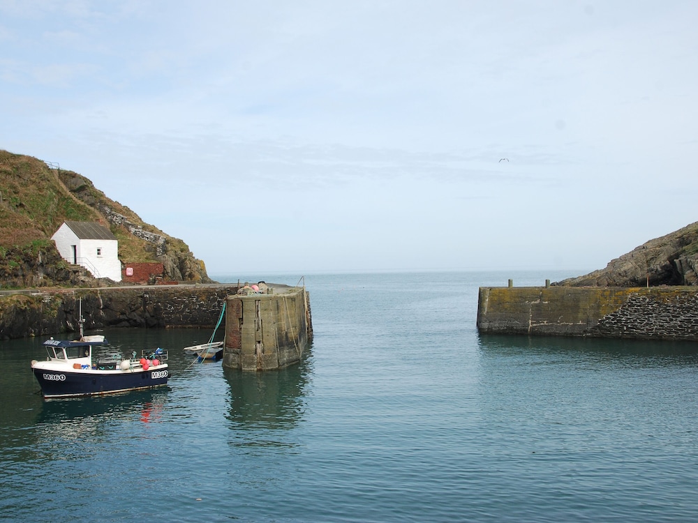 Glan y Mor