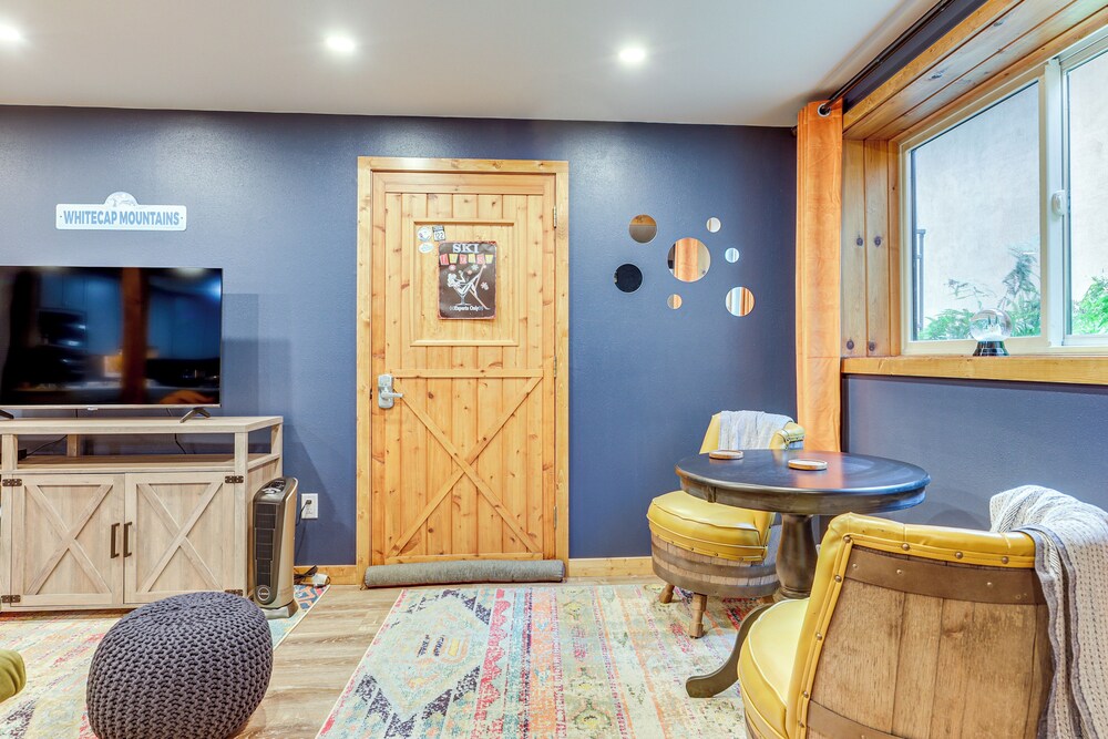 Ski-in/ski-out Condo in Upson - Walk to Lake