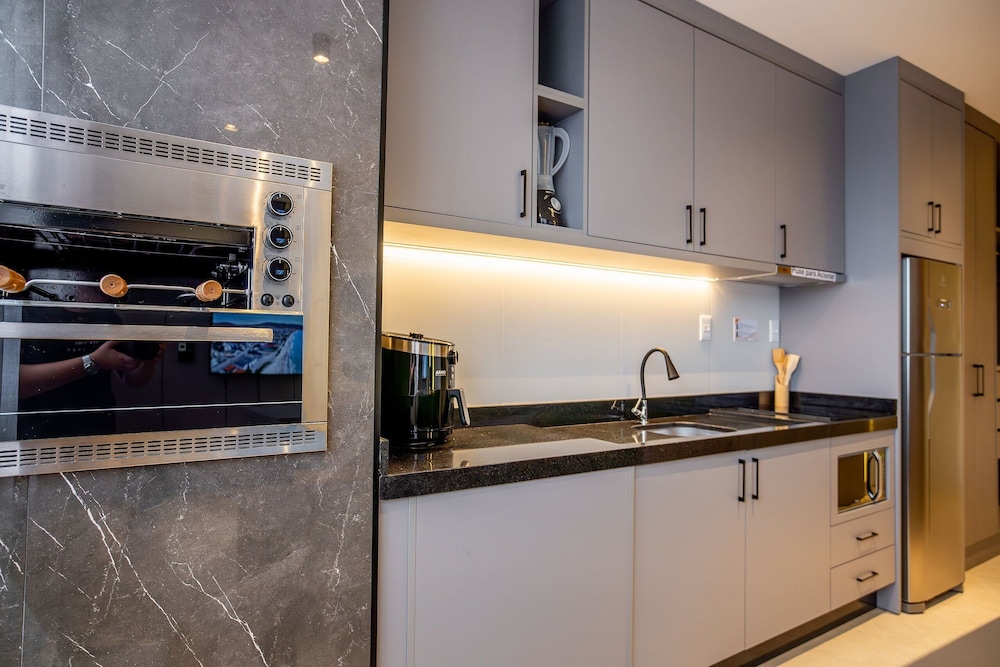 Elegance Residence