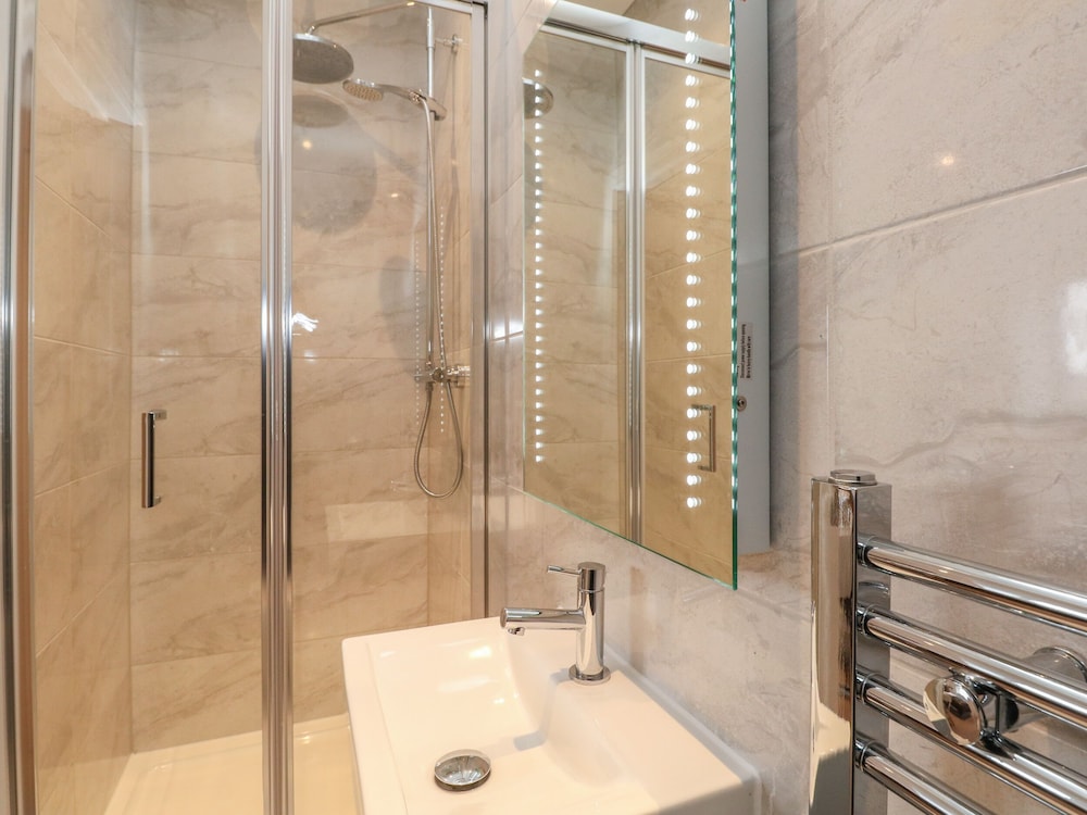 Harbourside Haven Penthouse 1