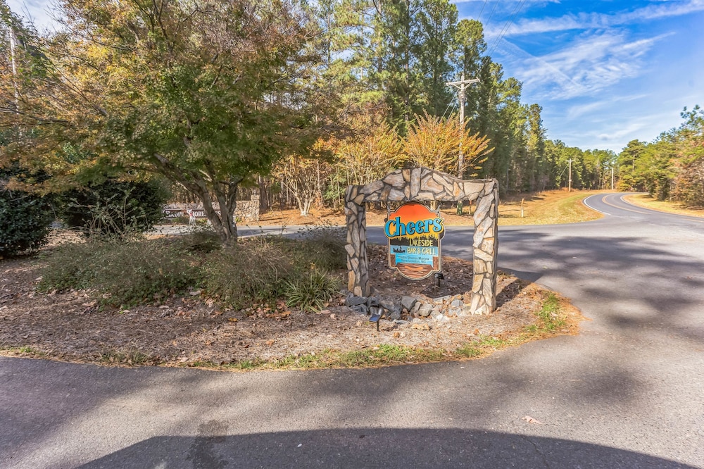 Lakefront Retreat In Badin Shores Resort 2 Bedroom Home