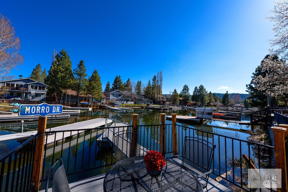 Lake Tahoe Vacations - Mv25: Waterfront Tahoe Keys Home -30 Days Minimum - Property Image 7
