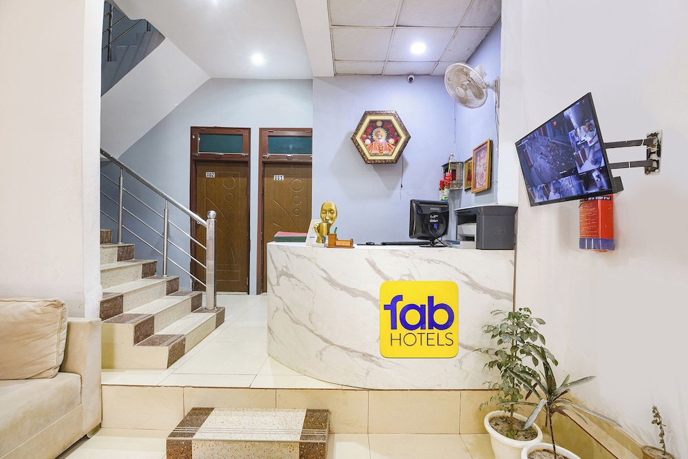 Fabhotel Coco Tree
