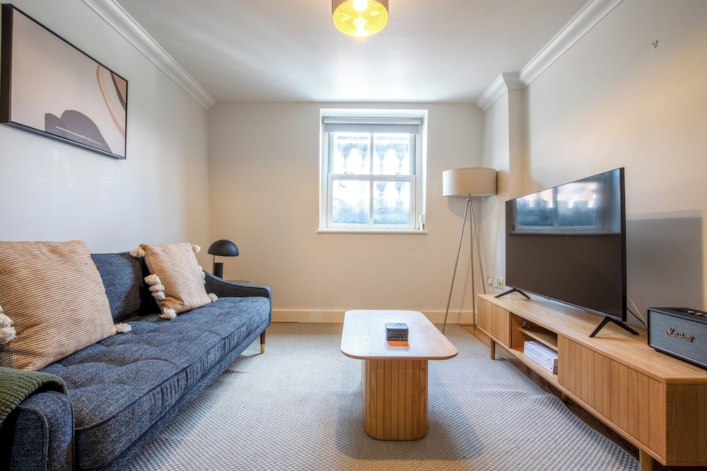 Kensington & Earls Court 1 bed Apartment - 4 Guest