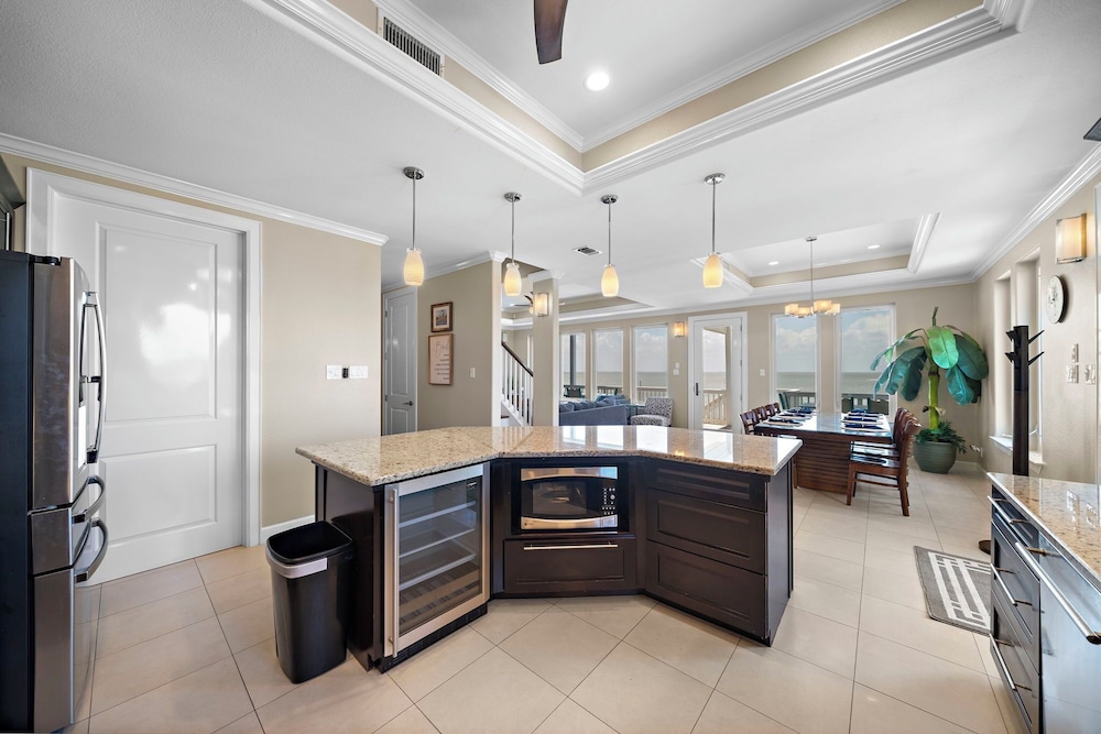 Blue Marlin Bayfront Retreat by Ryson Vacation Rentals