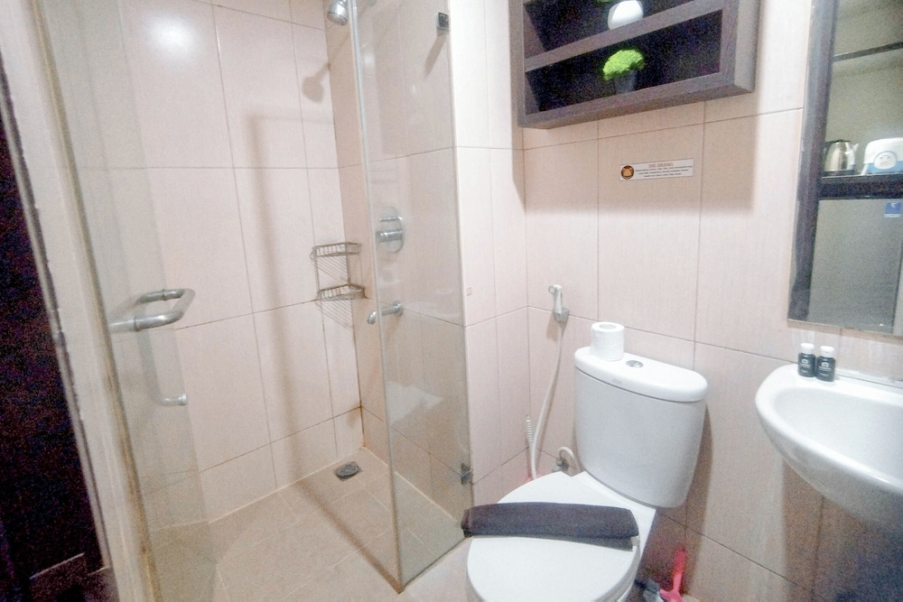 Modern And Tiny Studio At Tamansari Papilio Apartment