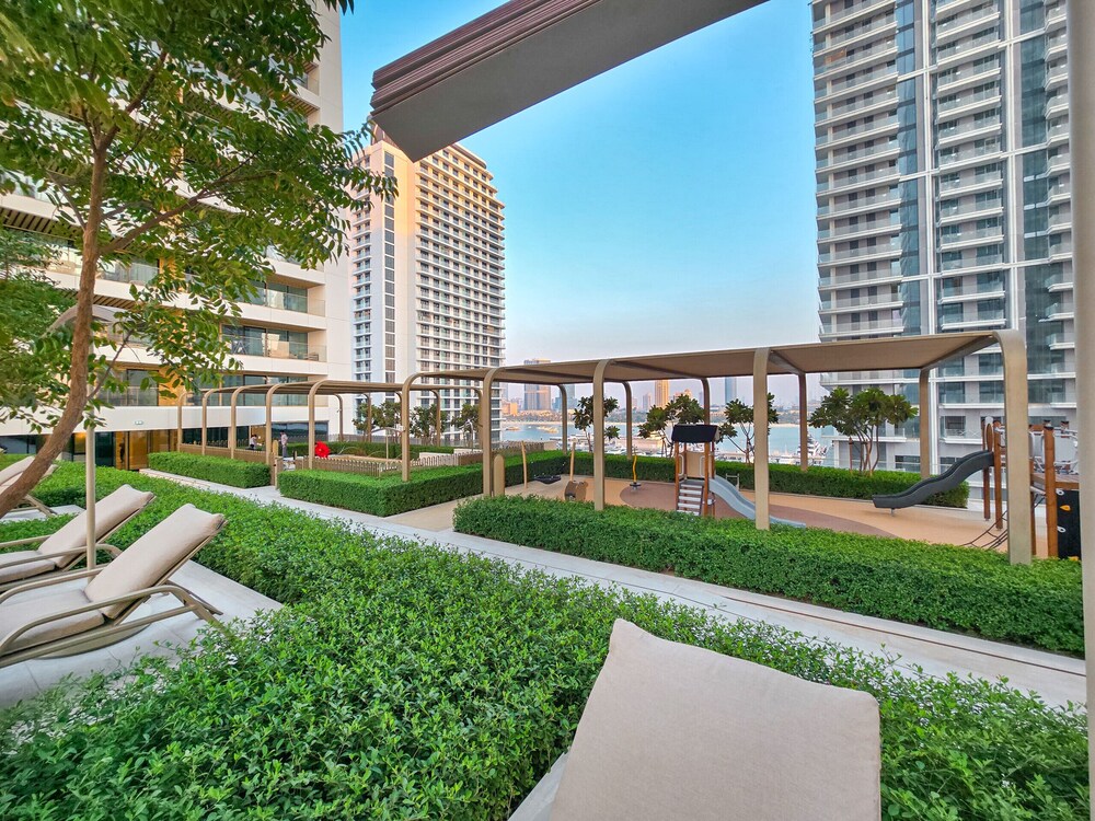 Easygo-luxury Beachfront 1bdr Grand Bleu