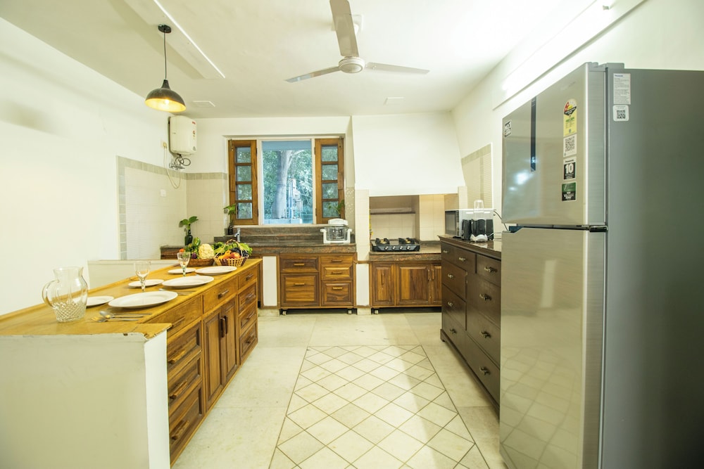 Opulent Antique 3br Villa in Gurugram