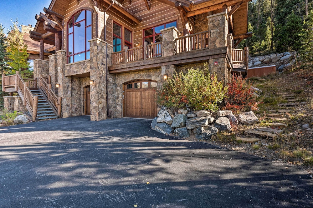 Hilltop Breck Home: Hot Tub, Views & Walk to Town view 4