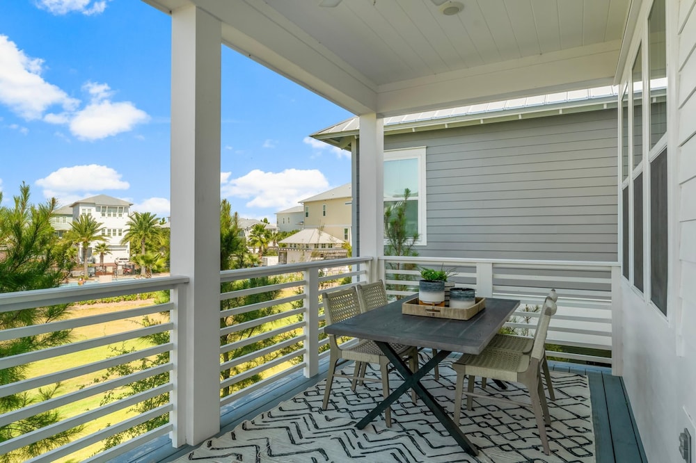 Prominence on 30A by Panhandle Getaways