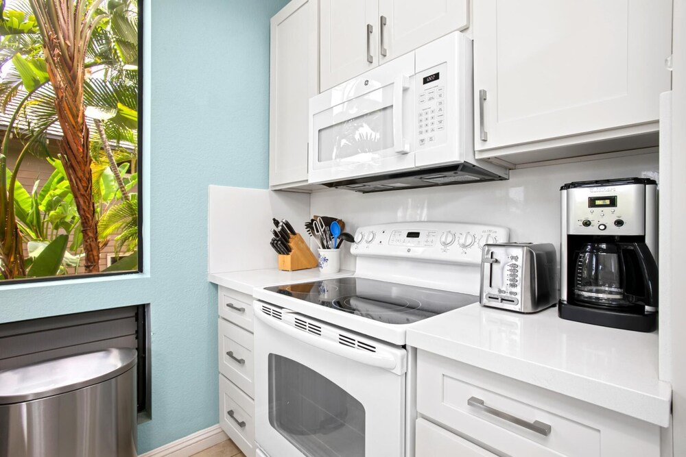 NEW KBM Resorts Free CAR Grand Champions Remodeled 1-bedroom Villa in the Heart of Wailea! Gch-121