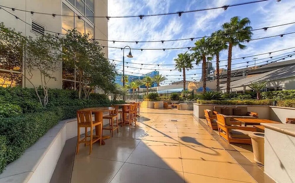 Signature MGM