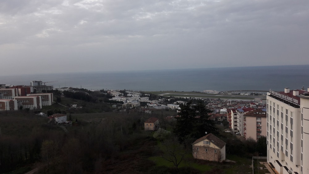 Karabina Apart