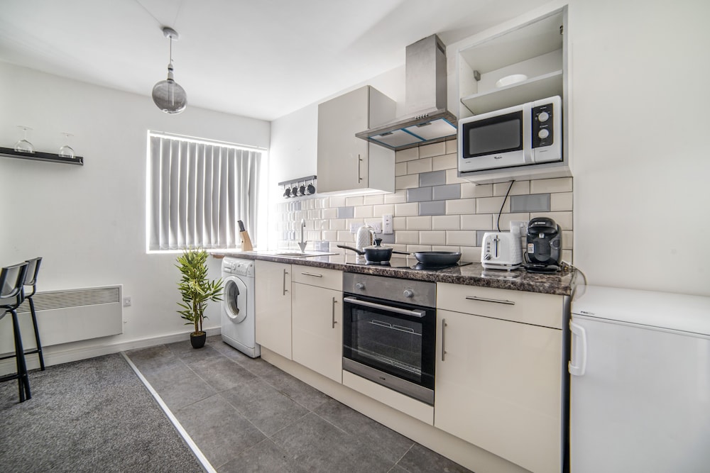 Leicester Vacations - Leicester City Center Perfect Stay - Property Image 12