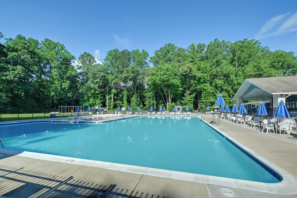 Pool & Marina Access: Lewes Home w/ Fenced Yard!