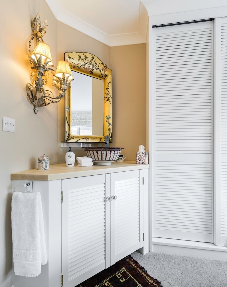 3 Bedroom Apartment on Portobello Road in Notting Hill
