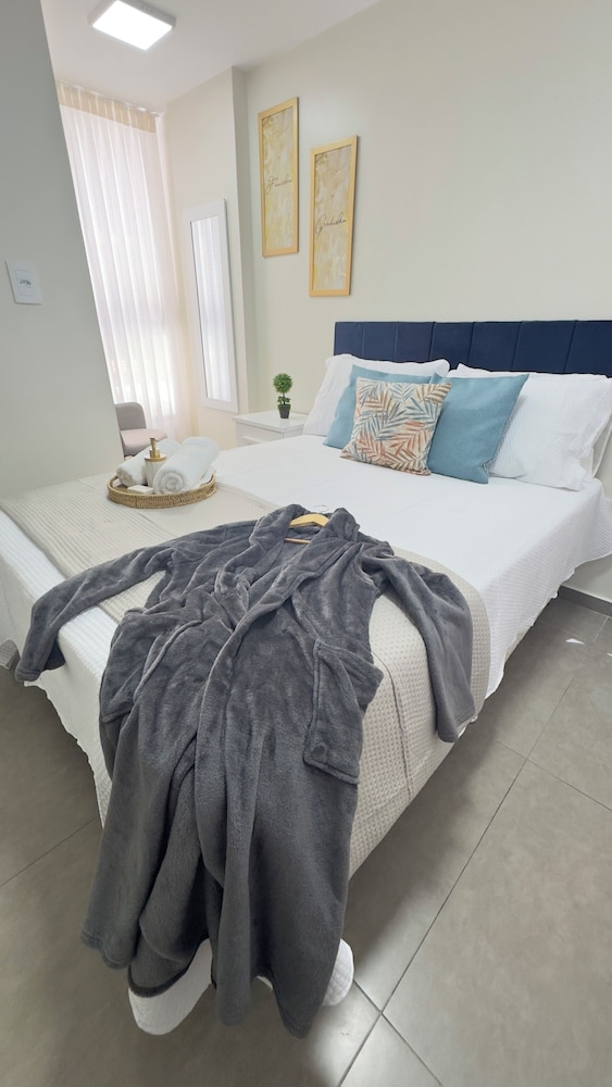 FLAT VIP SOLON MANAIRA