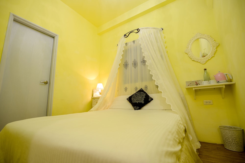 Rabbit house hotel