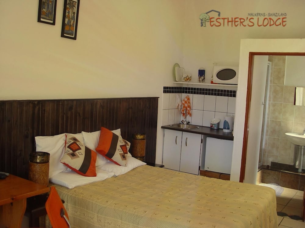 Esther's Lodge