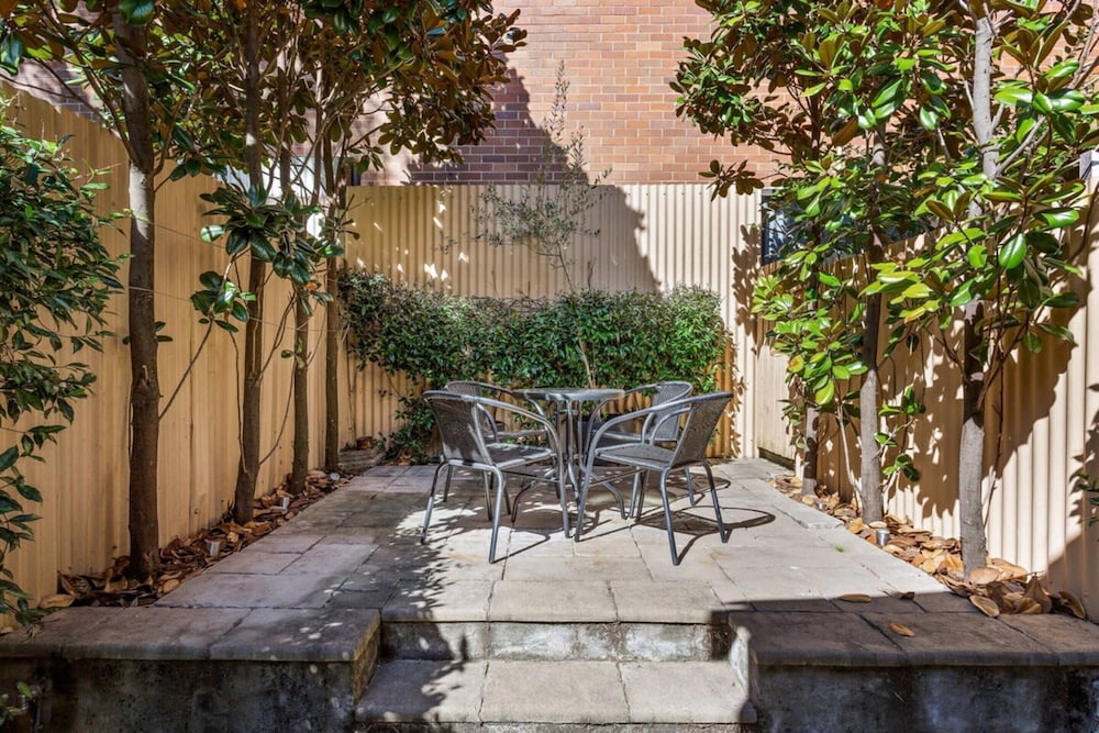 Traditional 2-bed Terrace House in Millers Point