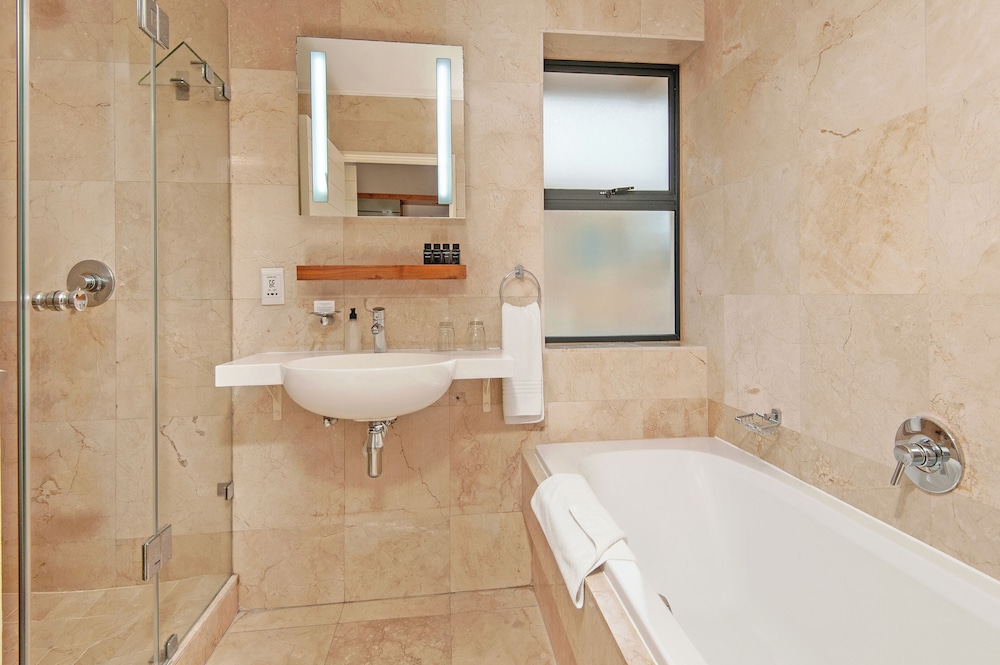 Hermanus Vacations - Harbour House Hotel - Property Image 35