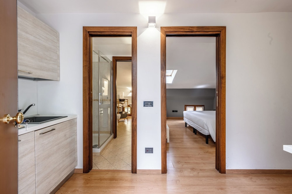 Emilia Studios 7