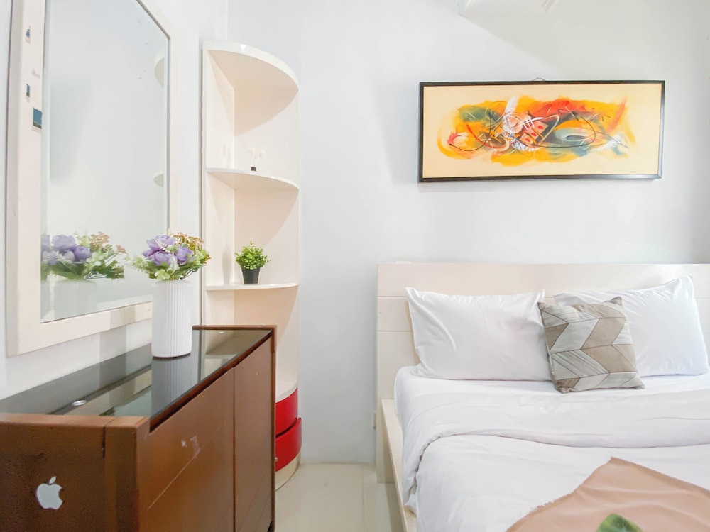 Simply 2Br Apartment Near Binus University At Menara Kebon Jeruk