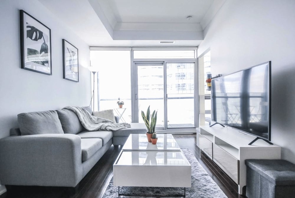 Ike Property Mgmt - Image 1