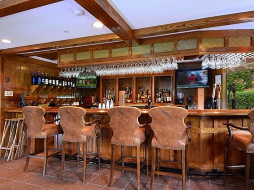 Bob Timberlake Inn at Chetola Resort