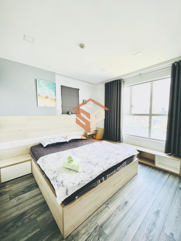 Sunrise City Alm's Luxury Apartment