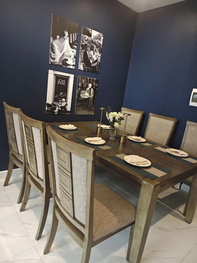 COZY- Vinhomes Grand Park Apartments
