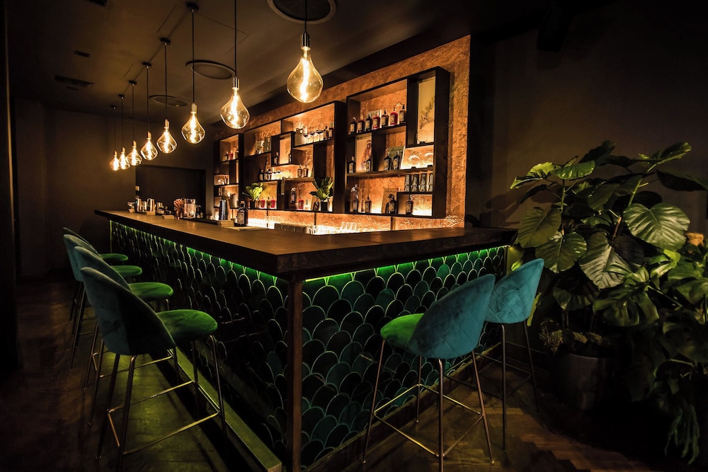 The Waldorf Hilton, London 2