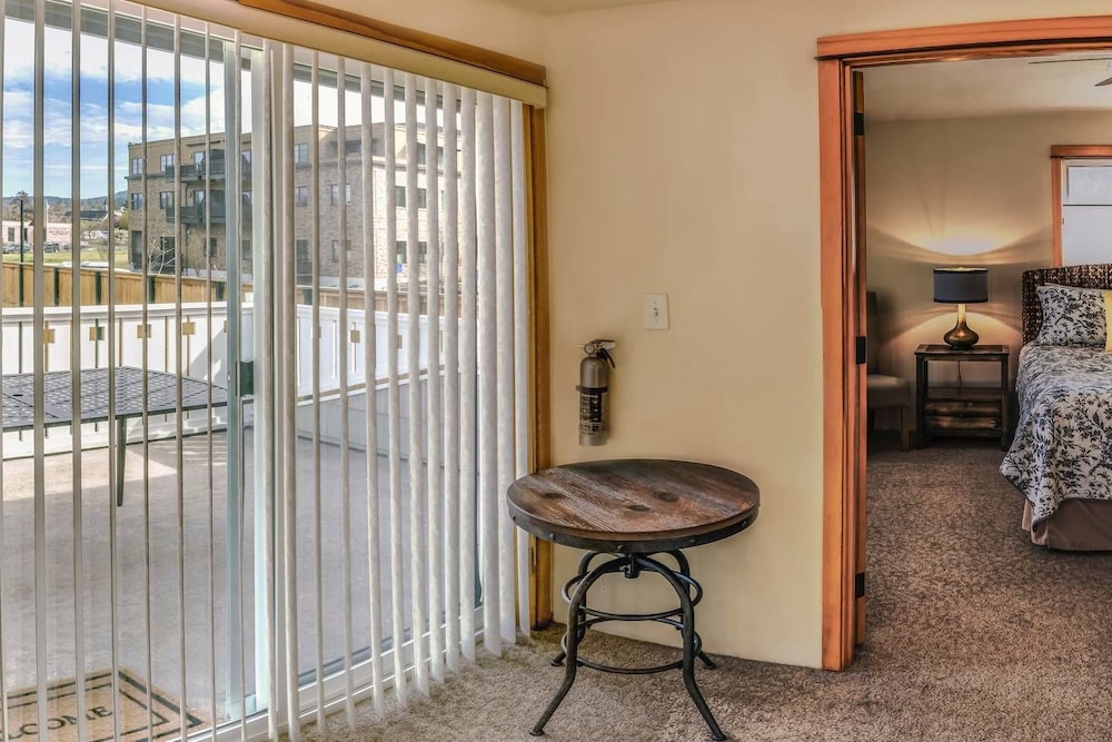 Ashland Vacations - The Pioneer Craftsman House - Closest to Osf - Property Image 22