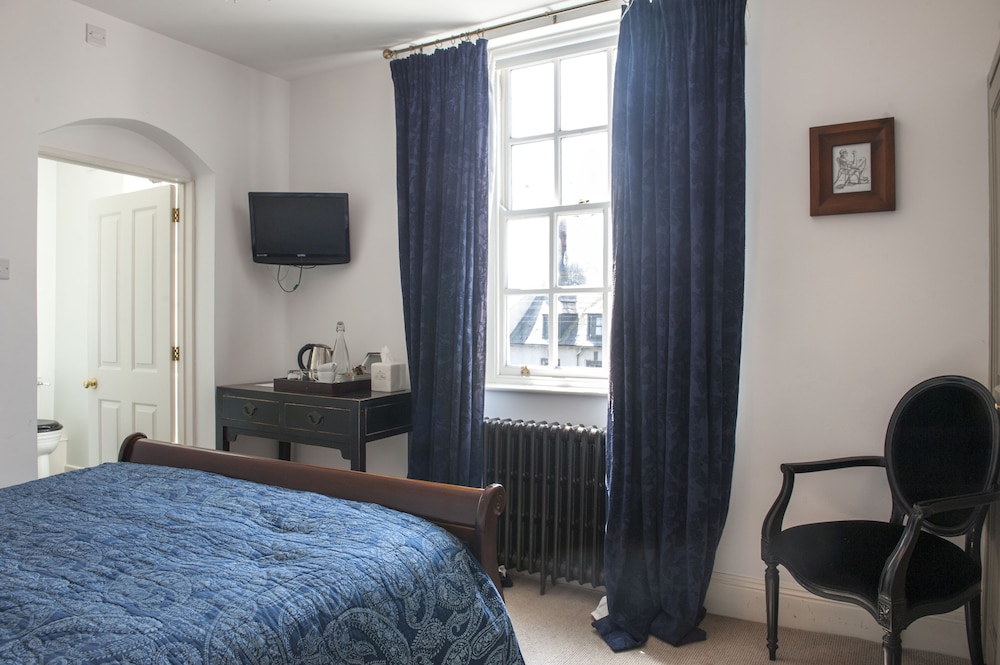 The Bridge House Boutique B&B view 5