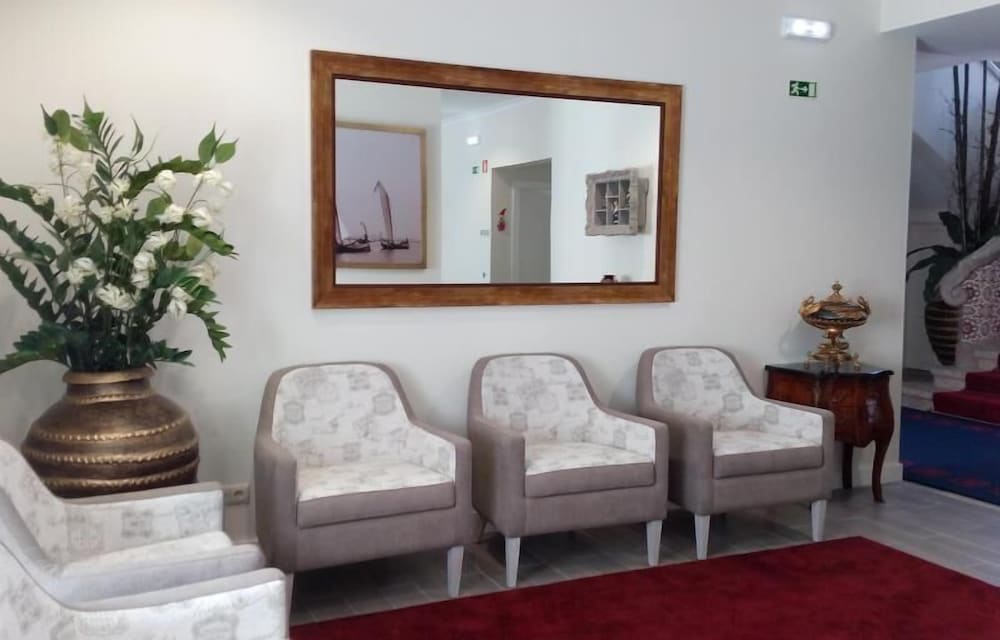 Welcome In - Suites & Hostel