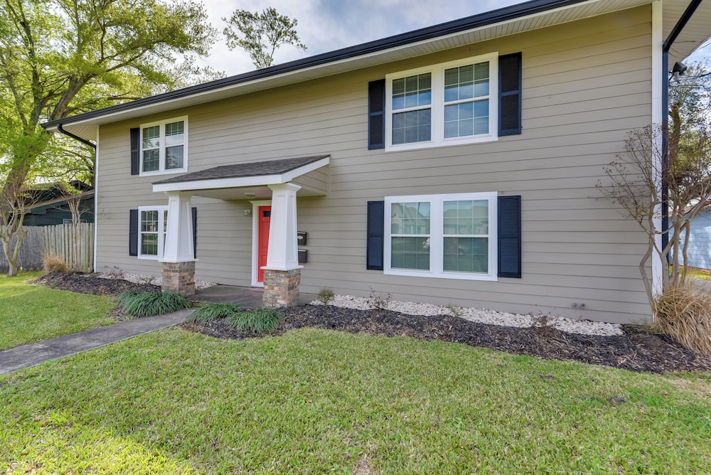 Charming Lake Charles Apartment: 2 Mi to Lake! view 5